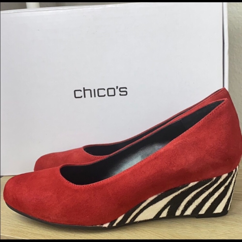 NWT Chico’s Red Suede Wedge w Zebra Stripe